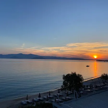 Castello Lägenhetshotell Agia Anna (Naxos)