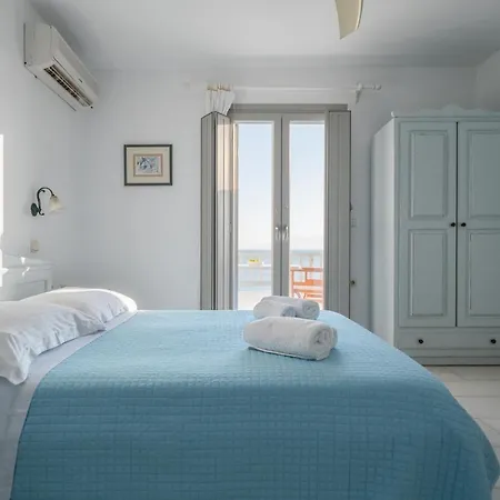 Castello Aparthotel *