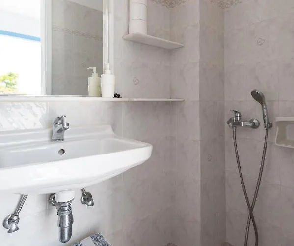 Castello On The 3* Айя-Анна