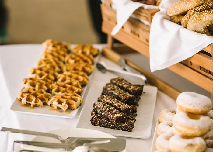 Castello On The Апарт-отель Айя-Анна